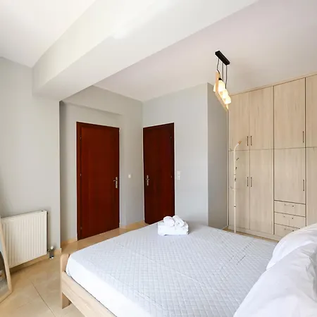 Depis Home, In Lefkas Town Villa *