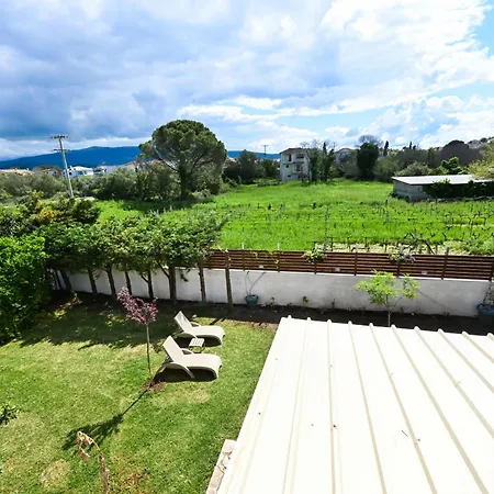 Depis Home, In Lefkas Town * Lefkáda