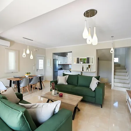 Villa Depis Home, In Lefkas Town *